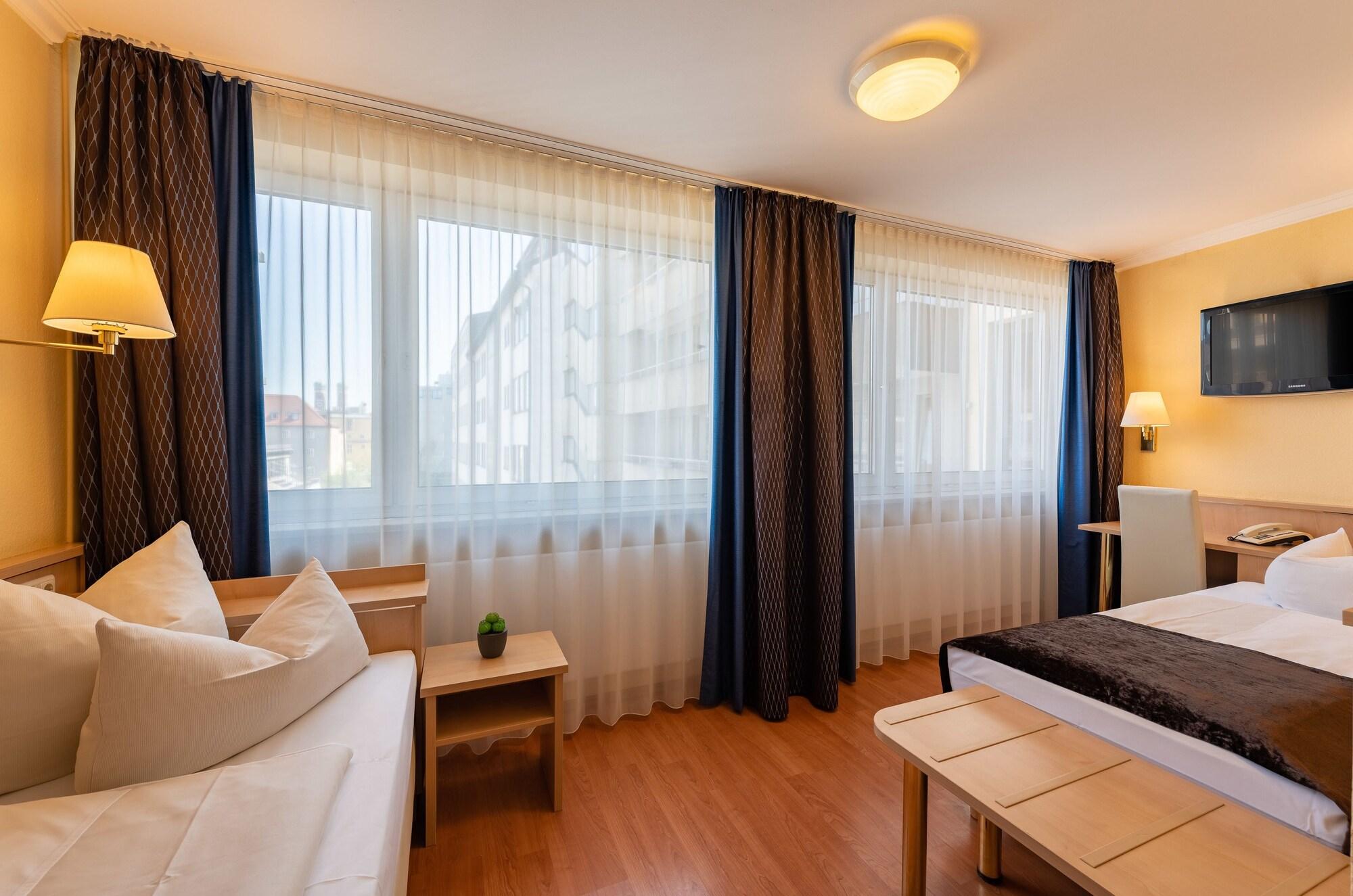 Hotel Royal Munich Exterior photo